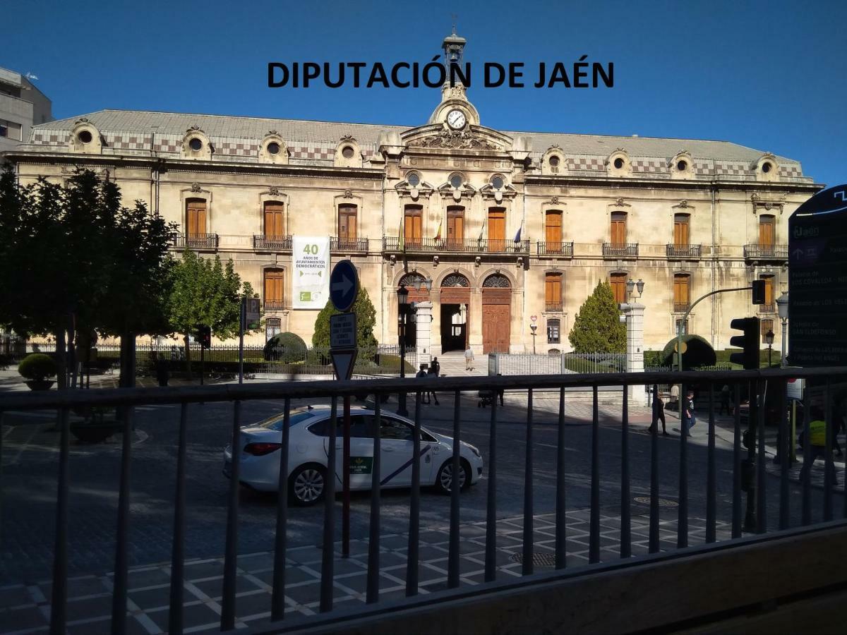 Alojamiento Rumfox Jaén Exterior foto